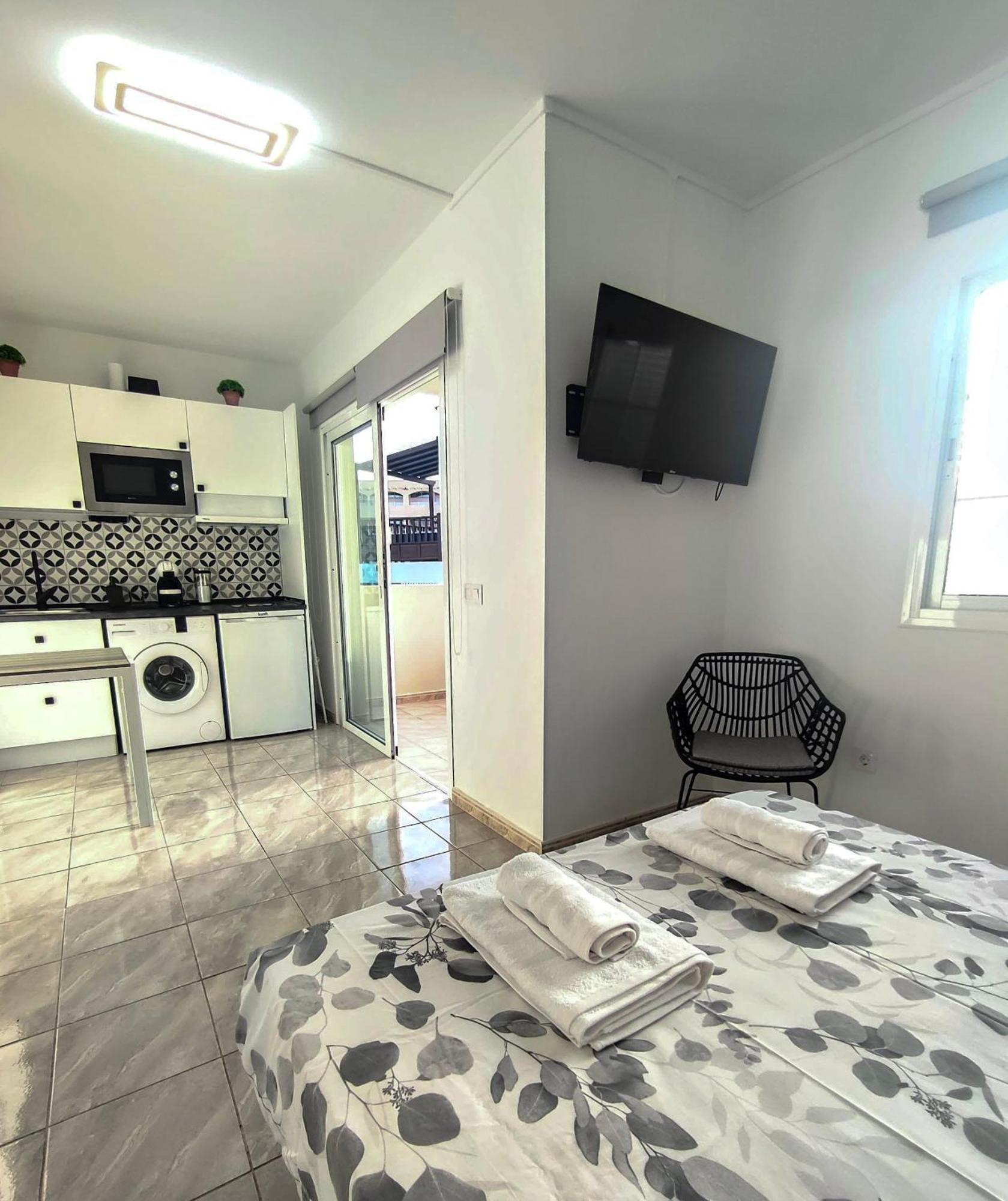 Lovely Apartment Near The Sea In Arguineguin Exterior photo